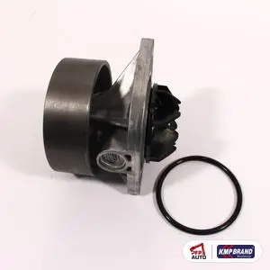 Pompă de apă pentru Ford New Holland, cod 5801848196