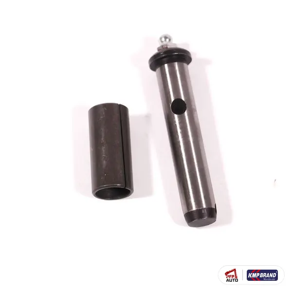 Kit bolț și bucșă direcție (pentru o parte) KMP Brand pentru Ford New Holland, cod 81717411