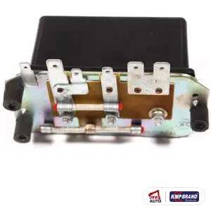 Regulator de tensiune 12V, 11A, pentru Ford New Holland, cod C7NN10505D