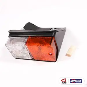 Lampă aripă față dreapta pentru Ford New Holland, cod D3NN13200B